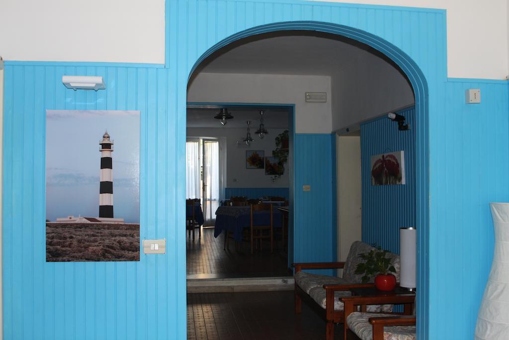 Hotel Ornella ลิโด ดิ กามาโยเร ภายนอก รูปภาพ